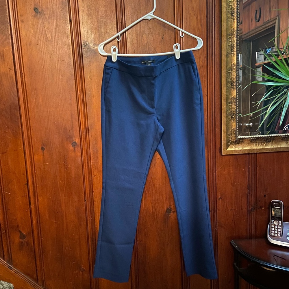 Black label by Chico’s navy ankle pants NWT 000